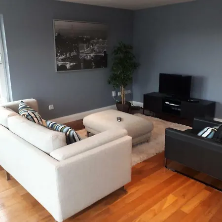 Luxurious Penthouse 1 , Centre * Kilkenny