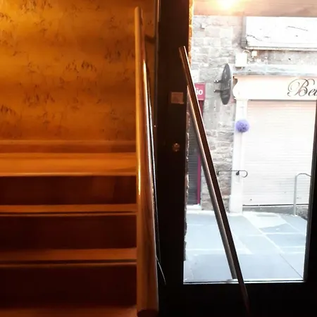 Apartman Luxurious Penthouse 1 , Centre Kilkenny