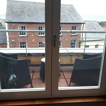Luxurious Penthouse 1 , Centre Apartment *
