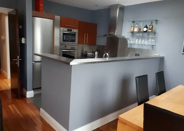 Luxurious Penthouse 1 , Centre アパート