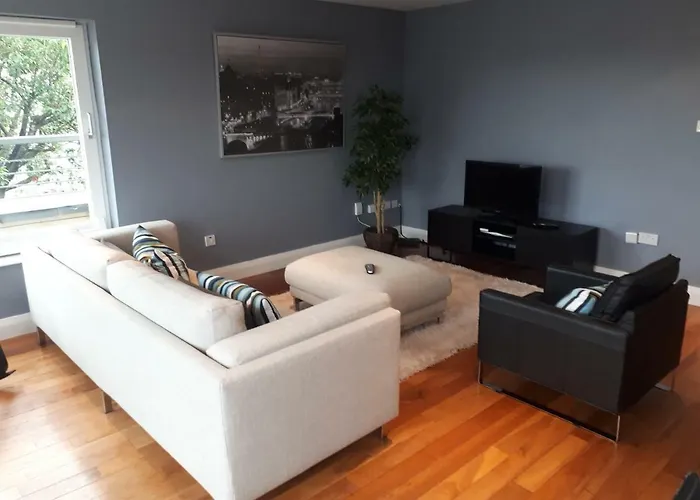 Luxurious Penthouse 1 , Centre * キルケニー