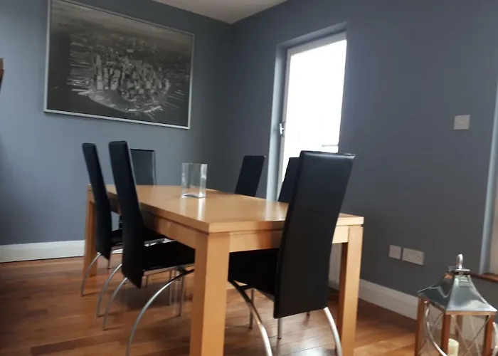 Luxurious Penthouse 1 , Centre *